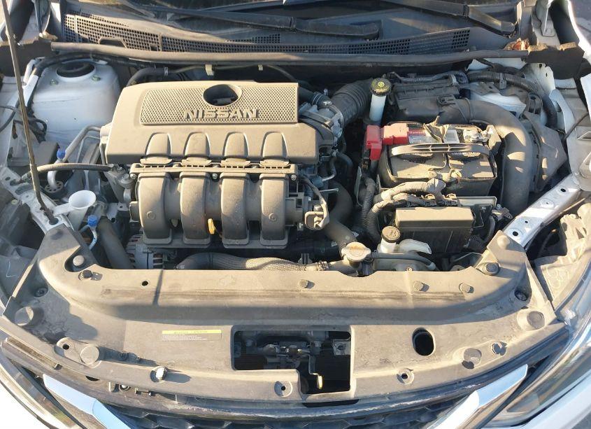 Photo 10 of 2019 Nissan Sentra SV (VIN 3N1AB7AP5KY272588)