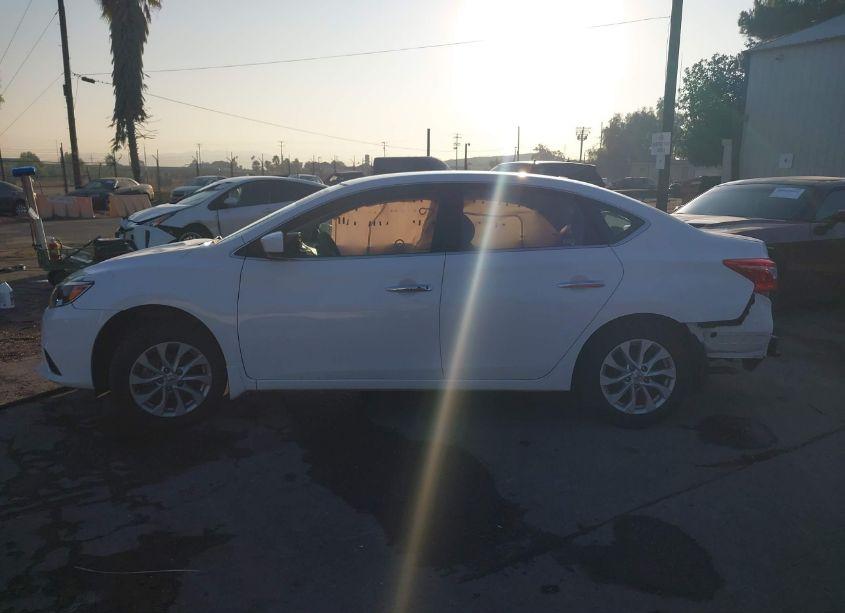 Photo 14 of 2019 Nissan Sentra SV (VIN 3N1AB7AP5KY272588)