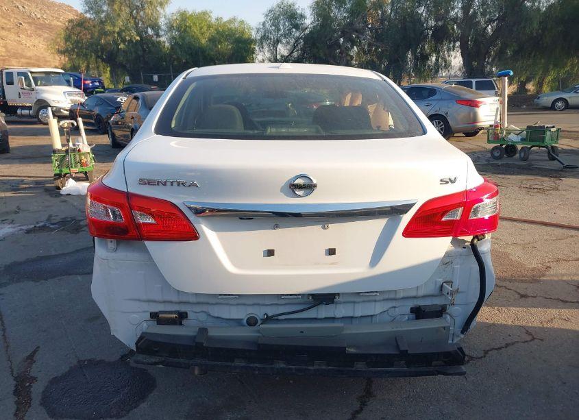 Photo 16 of 2019 Nissan Sentra SV (VIN 3N1AB7AP5KY272588)