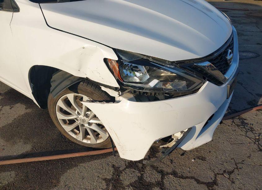 Photo 17 of 2019 Nissan Sentra SV (VIN 3N1AB7AP5KY272588)