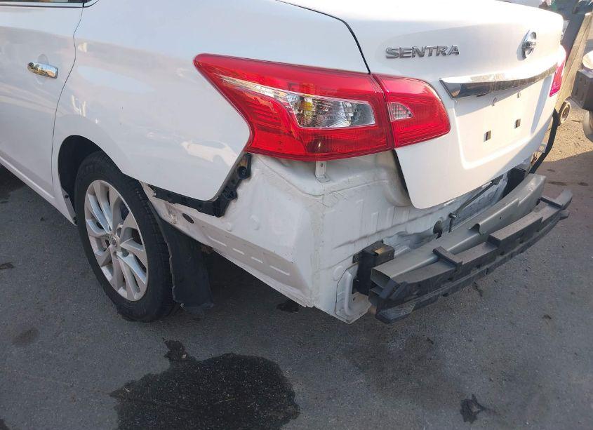 Photo 18 of 2019 Nissan Sentra SV (VIN 3N1AB7AP5KY272588)