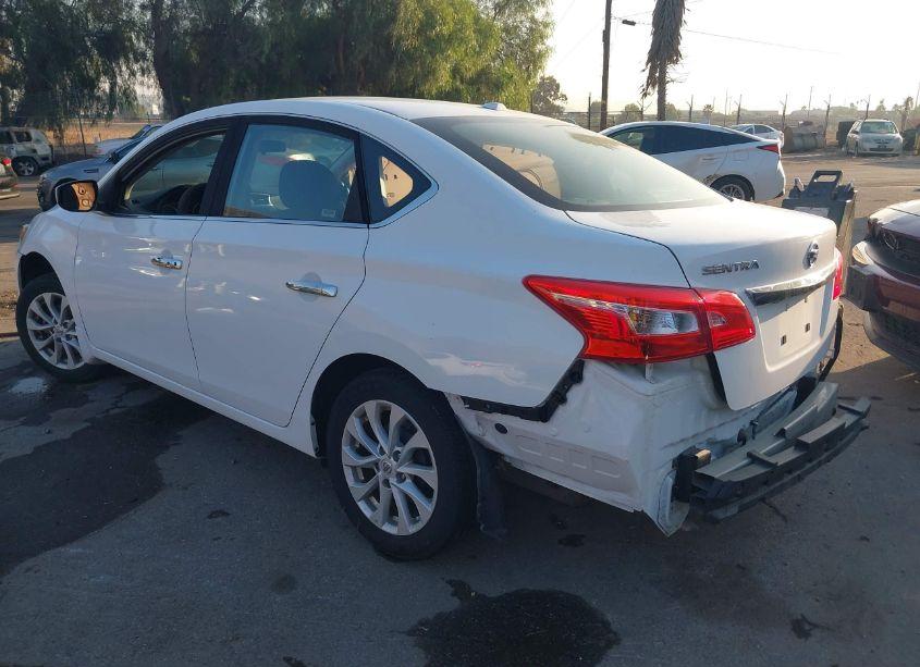 Photo 3 of 2019 Nissan Sentra SV (VIN 3N1AB7AP5KY272588)