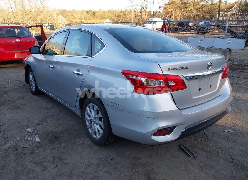 Photo 3 of 2019 Nissan Sentra SV (VIN 3N1AB7AP5KY285373)