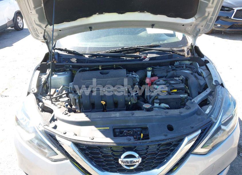 Photo 10 of 2019 Nissan Sentra S (VIN 3N1AB7AP5KY295658)