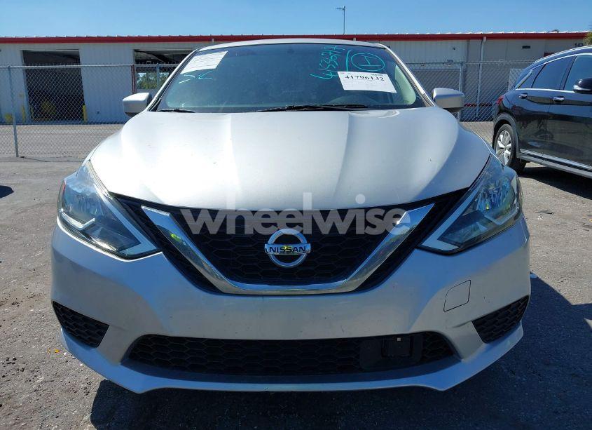 Photo 13 of 2019 Nissan Sentra S (VIN 3N1AB7AP5KY295658)