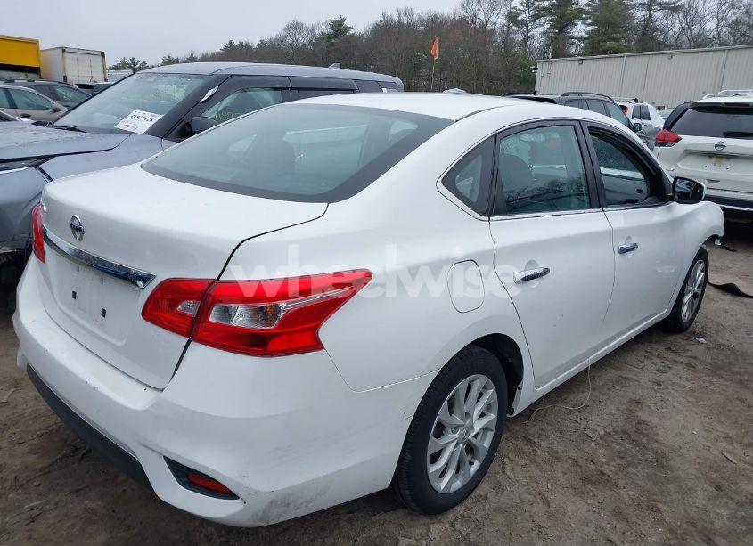 Photo 4 of 2019 Nissan Sentra S (VIN 3N1AB7AP5KY304763)