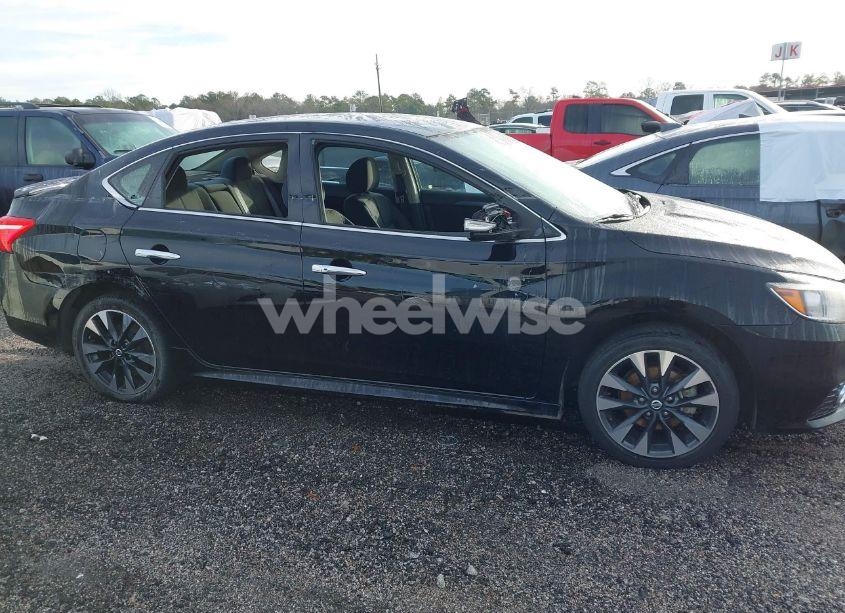 Photo 13 of 2019 Nissan Sentra SR (VIN 3N1AB7AP5KY309168)