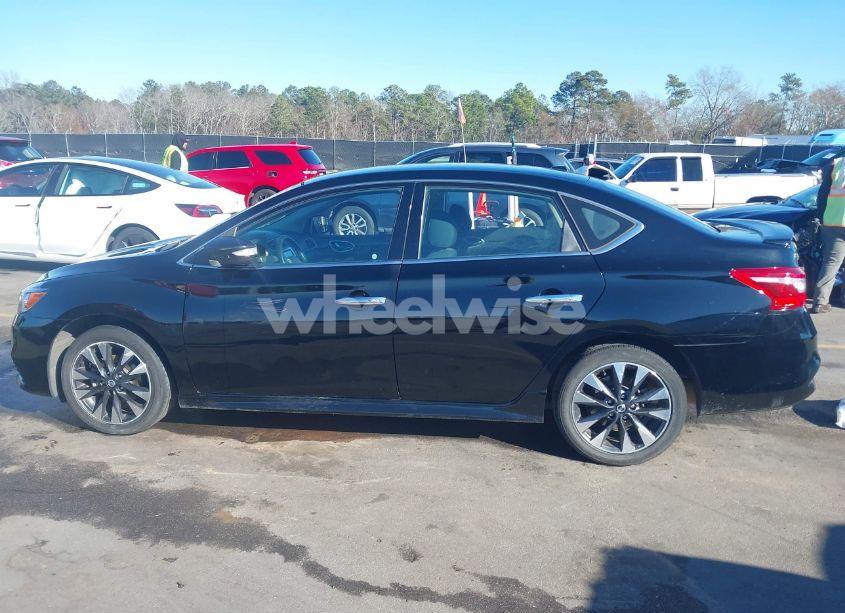 Photo 14 of 2019 Nissan Sentra SR (VIN 3N1AB7AP5KY309168)