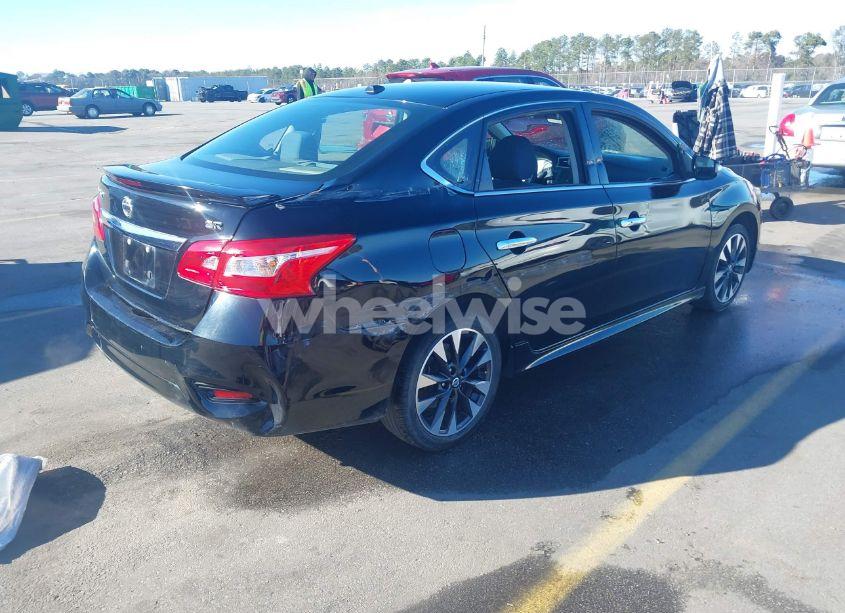 Photo 4 of 2019 Nissan Sentra SR (VIN 3N1AB7AP5KY309168)