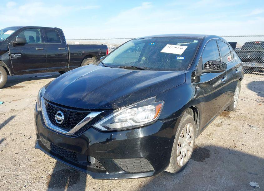 Photo 2 of 2019 Nissan Sentra S (VIN 3N1AB7AP5KY315956)