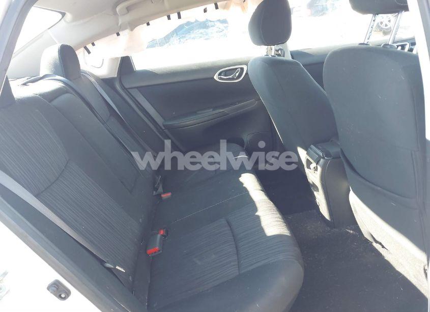 Photo 8 of 2019 Nissan Sentra SV (VIN 3N1AB7AP5KY317934)