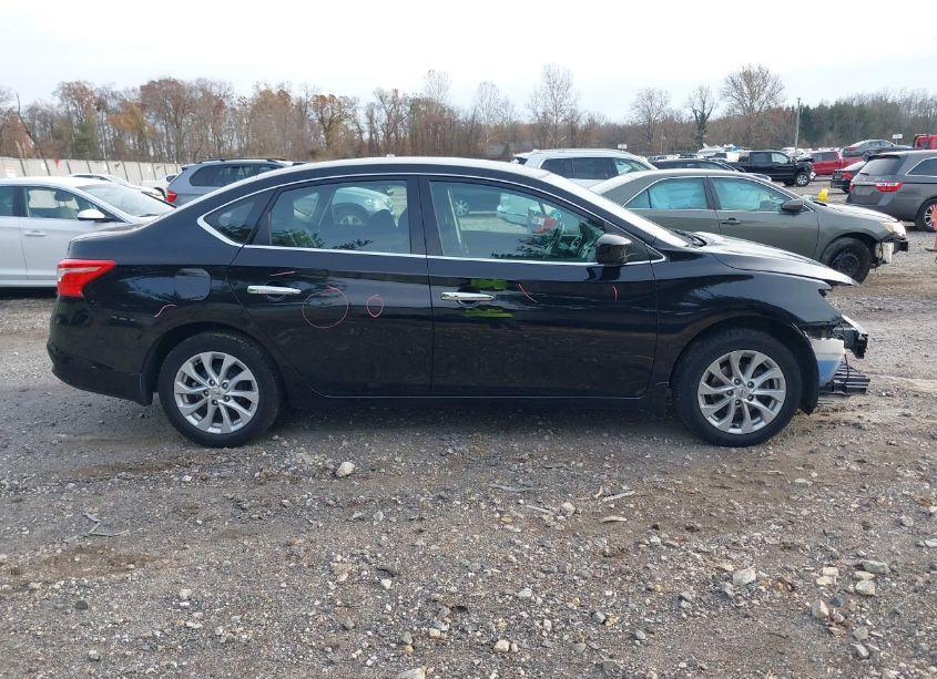 Photo 13 of 2019 Nissan Sentra SV (VIN 3N1AB7AP5KY329663)