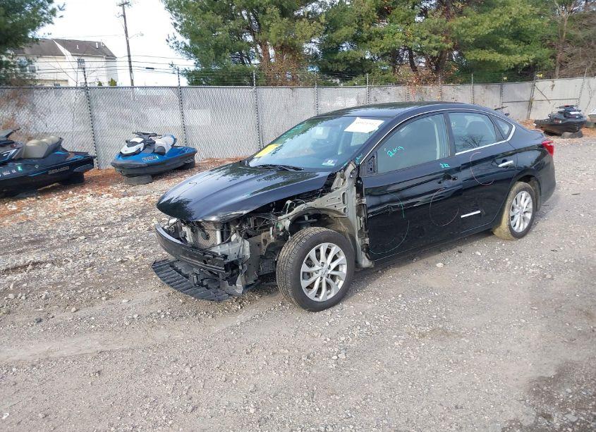 Photo 2 of 2019 Nissan Sentra SV (VIN 3N1AB7AP5KY329663)