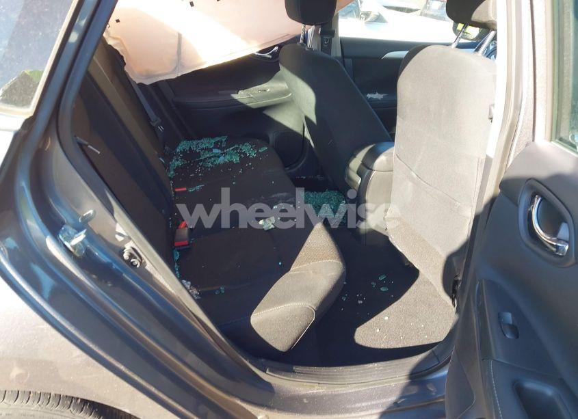 Photo 8 of 2019 Nissan Sentra S (VIN 3N1AB7AP5KY347810)