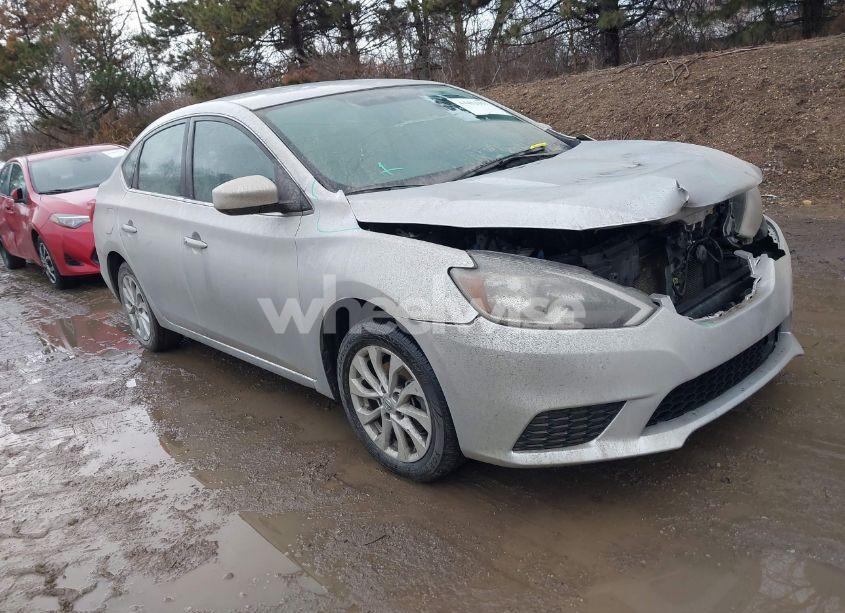 2019 Nissan Sentra SV (VIN 3N1AB7AP5KY358340) main photo