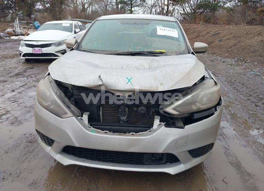 Photo 12 of 2019 Nissan Sentra SV (VIN 3N1AB7AP5KY358340)