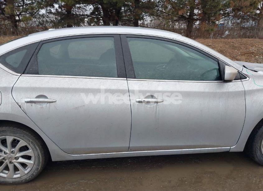 Photo 13 of 2019 Nissan Sentra SV (VIN 3N1AB7AP5KY358340)