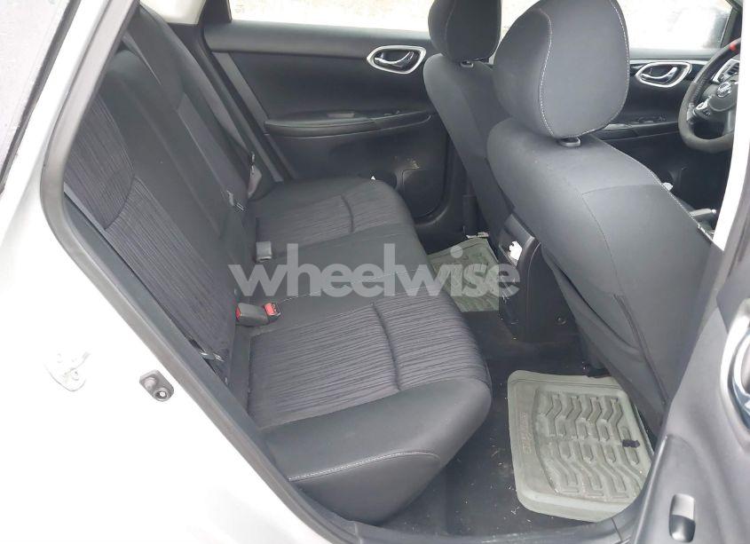 Photo 8 of 2019 Nissan Sentra SV (VIN 3N1AB7AP5KY358340)