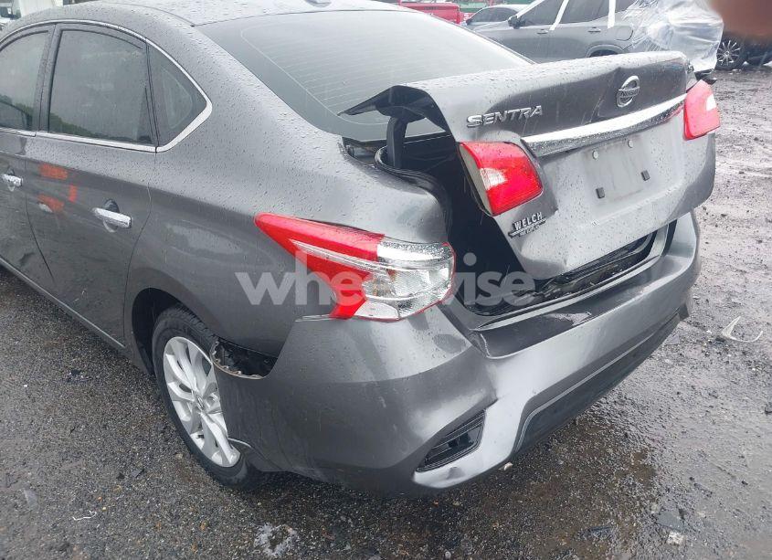 Photo 6 of 2019 Nissan Sentra SV (VIN 3N1AB7AP5KY364297)