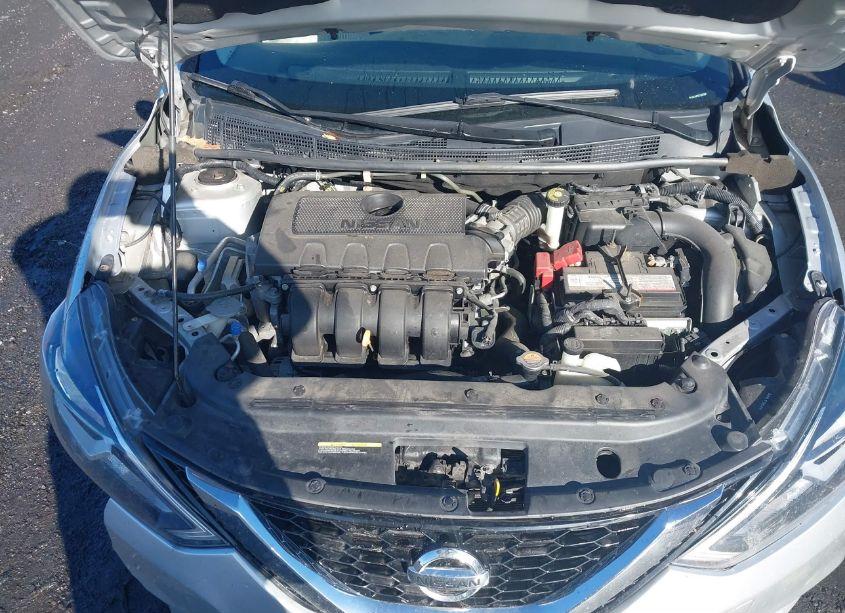 Photo 10 of 2019 Nissan Sentra SV (VIN 3N1AB7AP5KY367085)