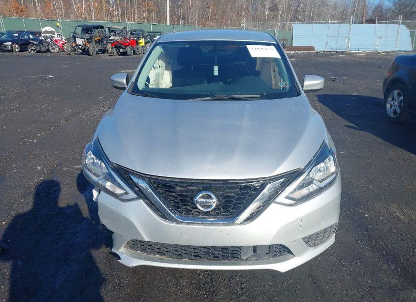 Photo 12 of 2019 Nissan Sentra SV (VIN 3N1AB7AP5KY367085)