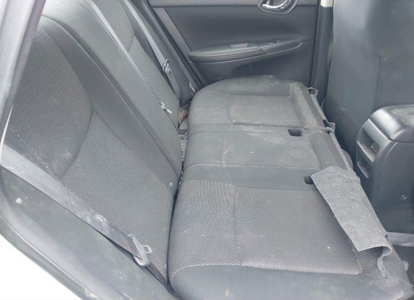 Photo 10 of 2019 Nissan Sentra S (VIN 3N1AB7AP5KY367751)