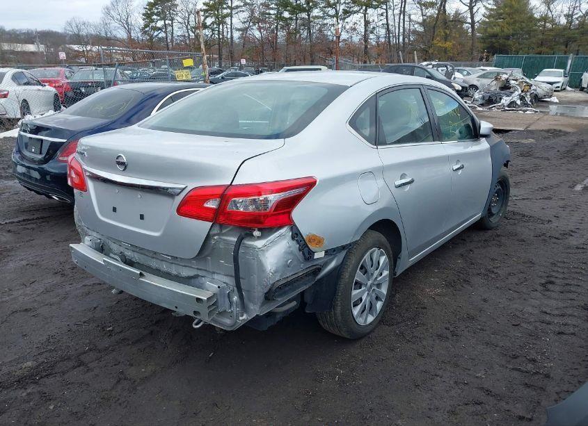 Photo 8 of 2019 Nissan Sentra S (VIN 3N1AB7AP5KY367751)