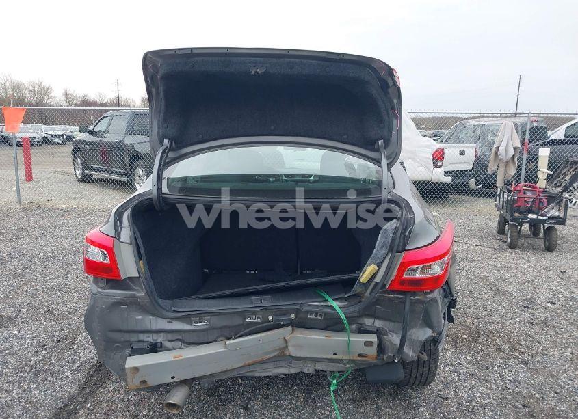 Photo 16 of 2019 Nissan Sentra SR (VIN 3N1AB7AP5KY375784)