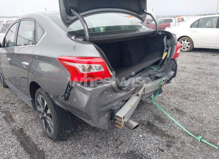 Photo 17 of 2019 Nissan Sentra SR (VIN 3N1AB7AP5KY375784)