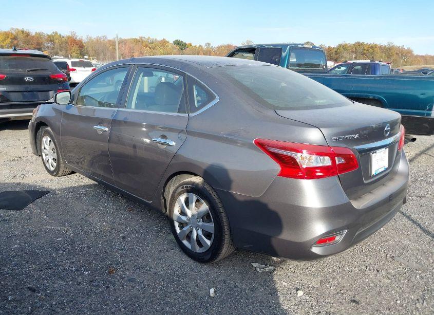 Photo 3 of 2019 Nissan Sentra S (VIN 3N1AB7AP5KY376689)