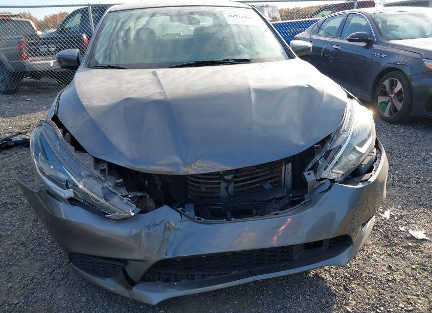 Photo 6 of 2019 Nissan Sentra S (VIN 3N1AB7AP5KY376689)