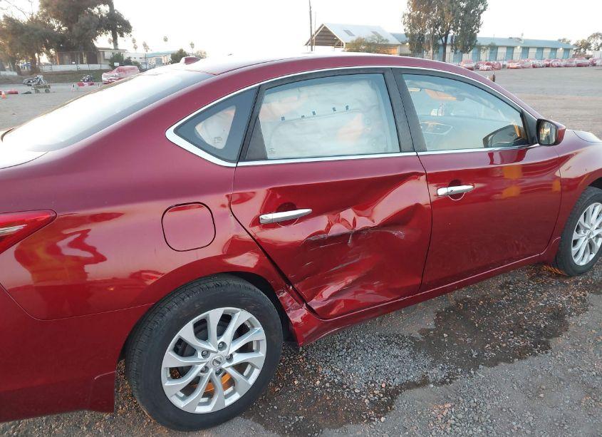 Photo 6 of 2019 Nissan Sentra SV (VIN 3N1AB7AP5KY390110)