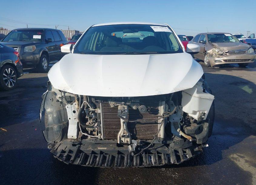 Photo 13 of 2019 Nissan Sentra SV (VIN 3N1AB7AP5KY417256)