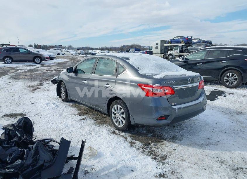 Photo 3 of 2019 Nissan Sentra SV (VIN 3N1AB7AP5KY419878)