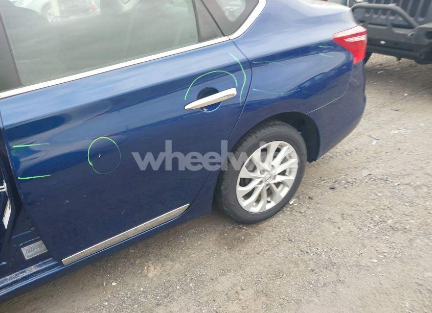 Photo 6 of 2019 Nissan Sentra SV (VIN 3N1AB7AP5KY436728)