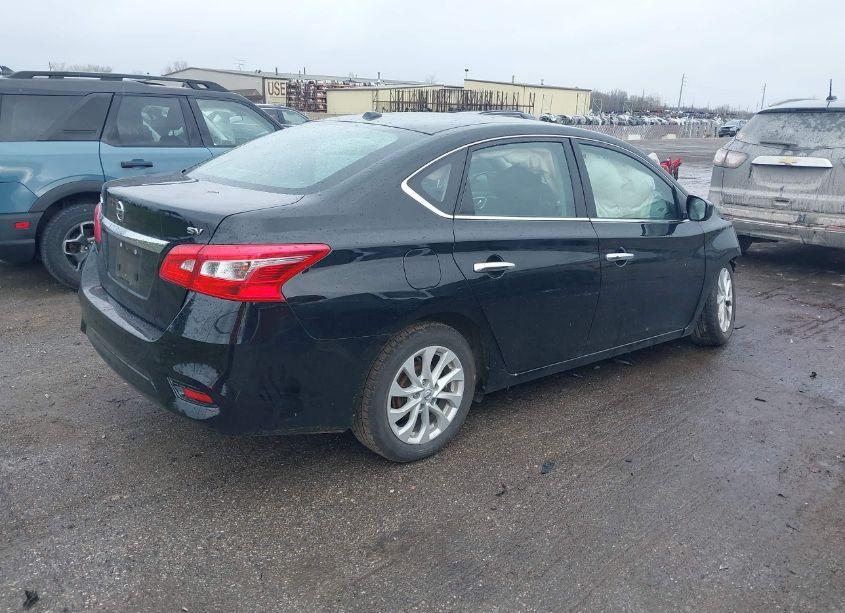 Photo 4 of 2019 Nissan Sentra SV (VIN 3N1AB7AP5KY444828)