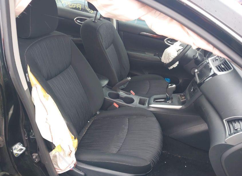 Photo 5 of 2019 Nissan Sentra SV (VIN 3N1AB7AP5KY444828)