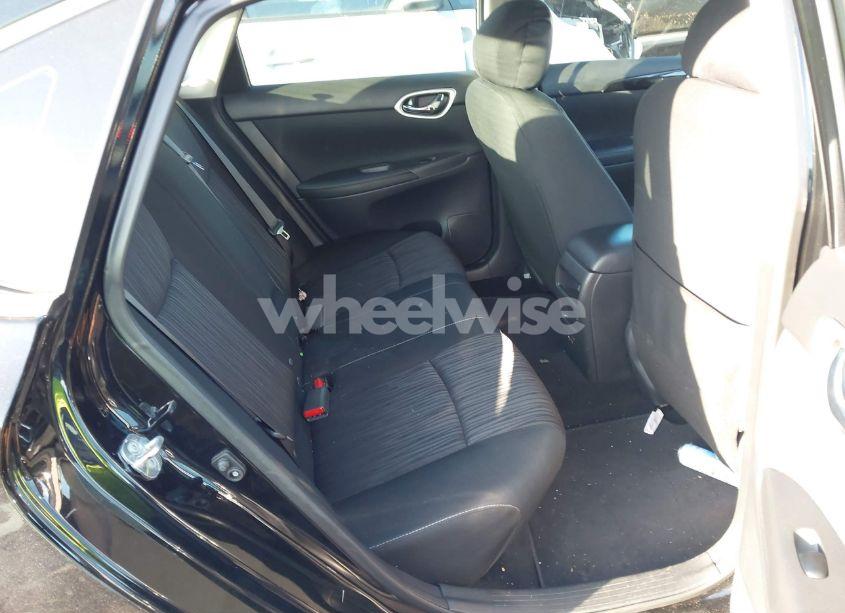 Photo 8 of 2019 Nissan Sentra SV (VIN 3N1AB7AP5KY455750)