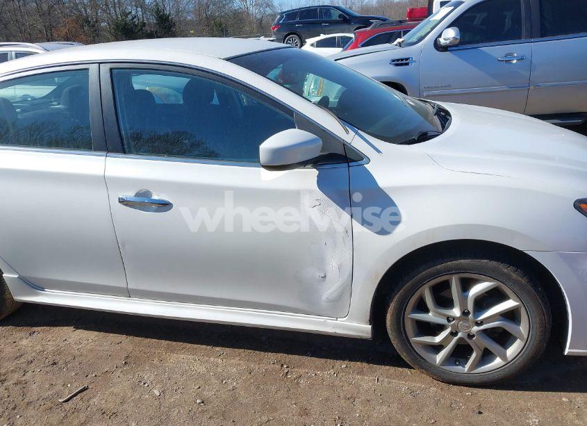 Photo 6 of 2013 Nissan Sentra SR (VIN 3N1AB7AP6DL724046)