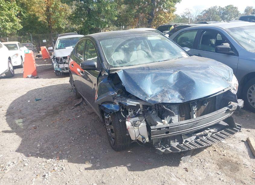 2014 Nissan Sentra S (VIN 3N1AB7AP6EL653769) main photo