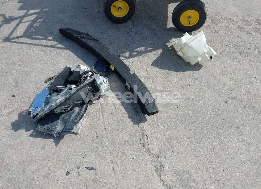 Photo 12 of 2014 Nissan Sentra SR (VIN 3N1AB7AP6EY220472)