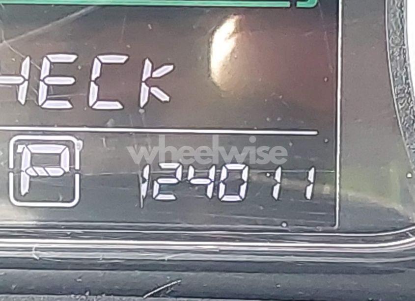 Photo 6 of 2014 Nissan Sentra FE+ S/FE+ SV/S/SL/SR/SV (VIN 3N1AB7AP6EY226806)