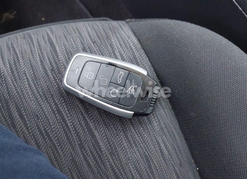Photo 11 of 2015 Nissan Sentra SV (VIN 3N1AB7AP6FL629568)