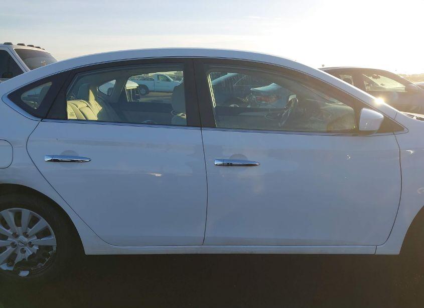 Photo 14 of 2015 Nissan Sentra S (VIN 3N1AB7AP6FY219789)