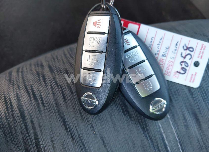 Photo 11 of 2015 Nissan Sentra SV (VIN 3N1AB7AP6FY240691)