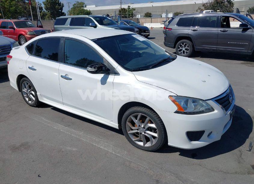 2015 Nissan Sentra SR (VIN 3N1AB7AP6FY298817) main photo
