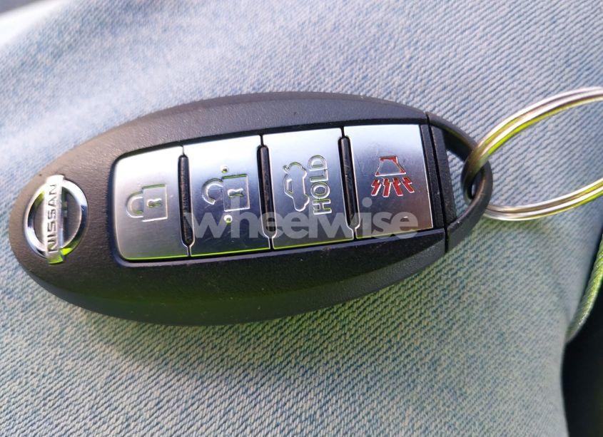 Photo 11 of 2015 Nissan Sentra SR (VIN 3N1AB7AP6FY298817)