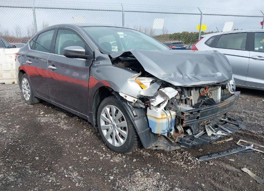 2015 Nissan Sentra S (VIN 3N1AB7AP6FY312294) main photo
