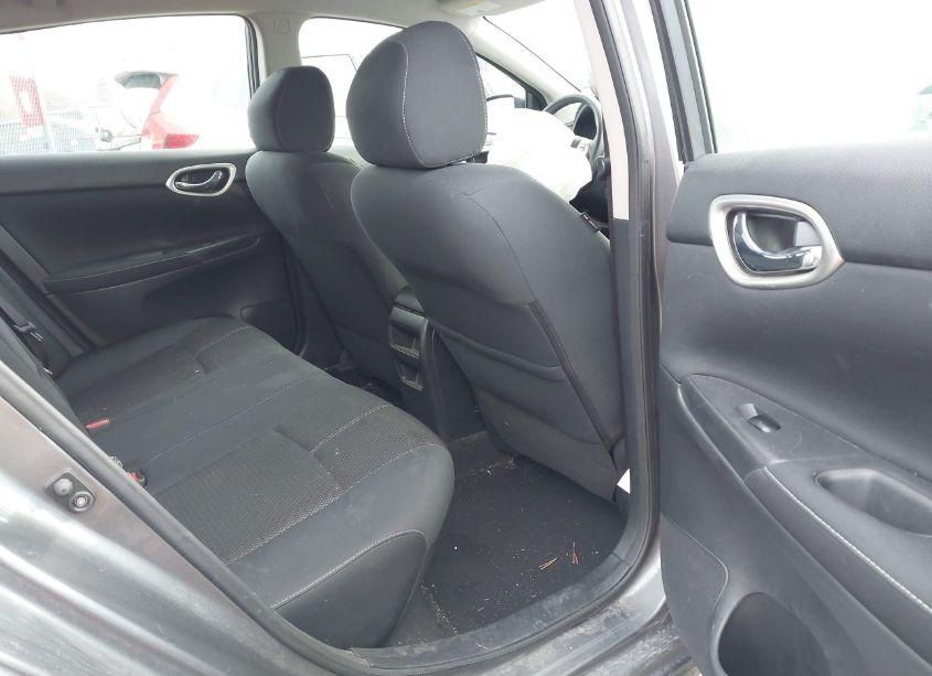 Photo 8 of 2015 Nissan Sentra S (VIN 3N1AB7AP6FY312294)