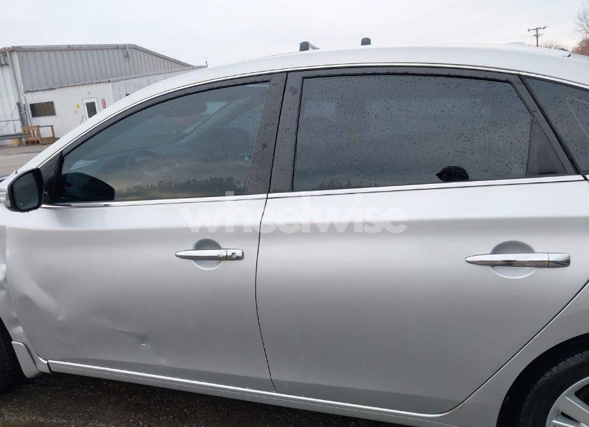 Photo 14 of 2015 Nissan Sentra SL (VIN 3N1AB7AP6FY323358)